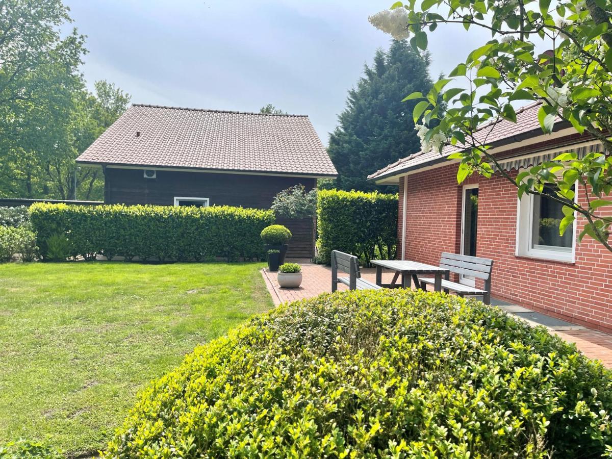 Ferienhaus Am Wald Mit Garten Mit 1 Schlafnische Und 1 Schlafzimmer Aurich (Ostfriesland)